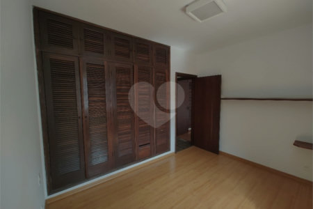 Sobrado para alugar com 3 quartos em Chácara Santo Antônio (zona Sul), São Paulo, SP