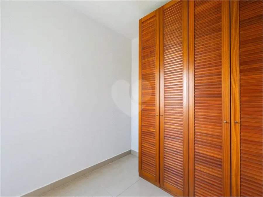 Apartamento à venda ou para alugar com 3 suítes em Real Parque, São Paulo, SP