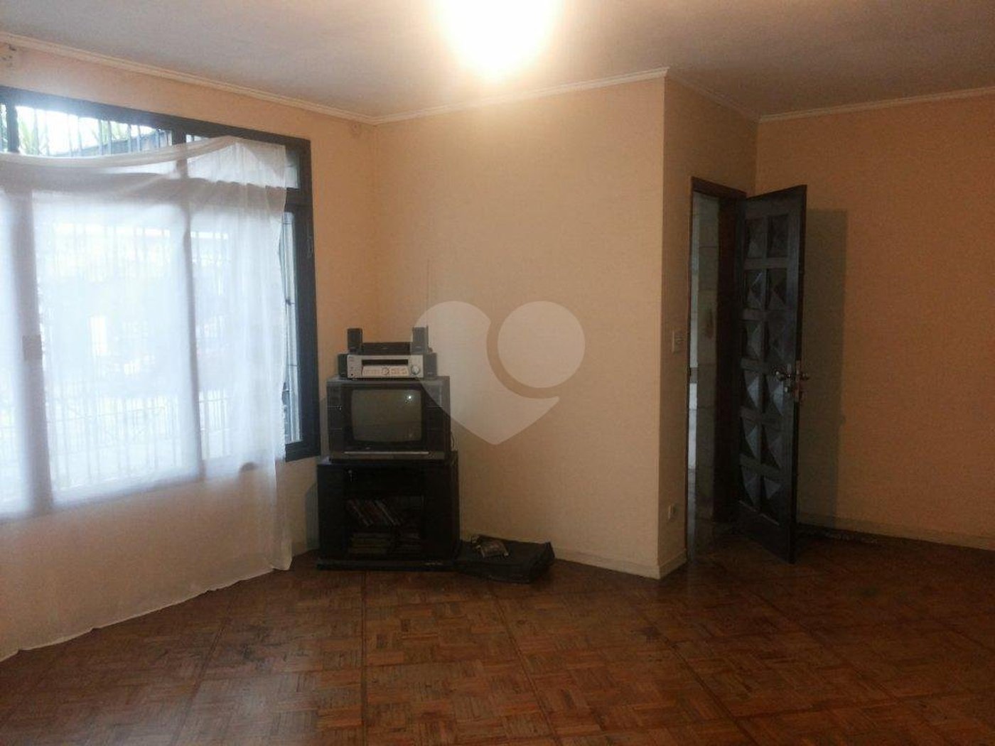 Sobrado à venda com 3 quartos, sendo 1 suíte,  em Granja Julieta, São Paulo, SP