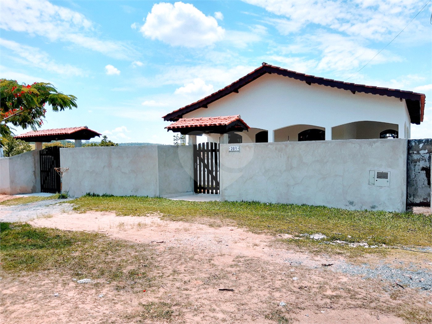 Chácara à venda com 5 quartos, sendo 1 suíte,  em Alpes do Sarapu, Salto de Pirapora, SP
