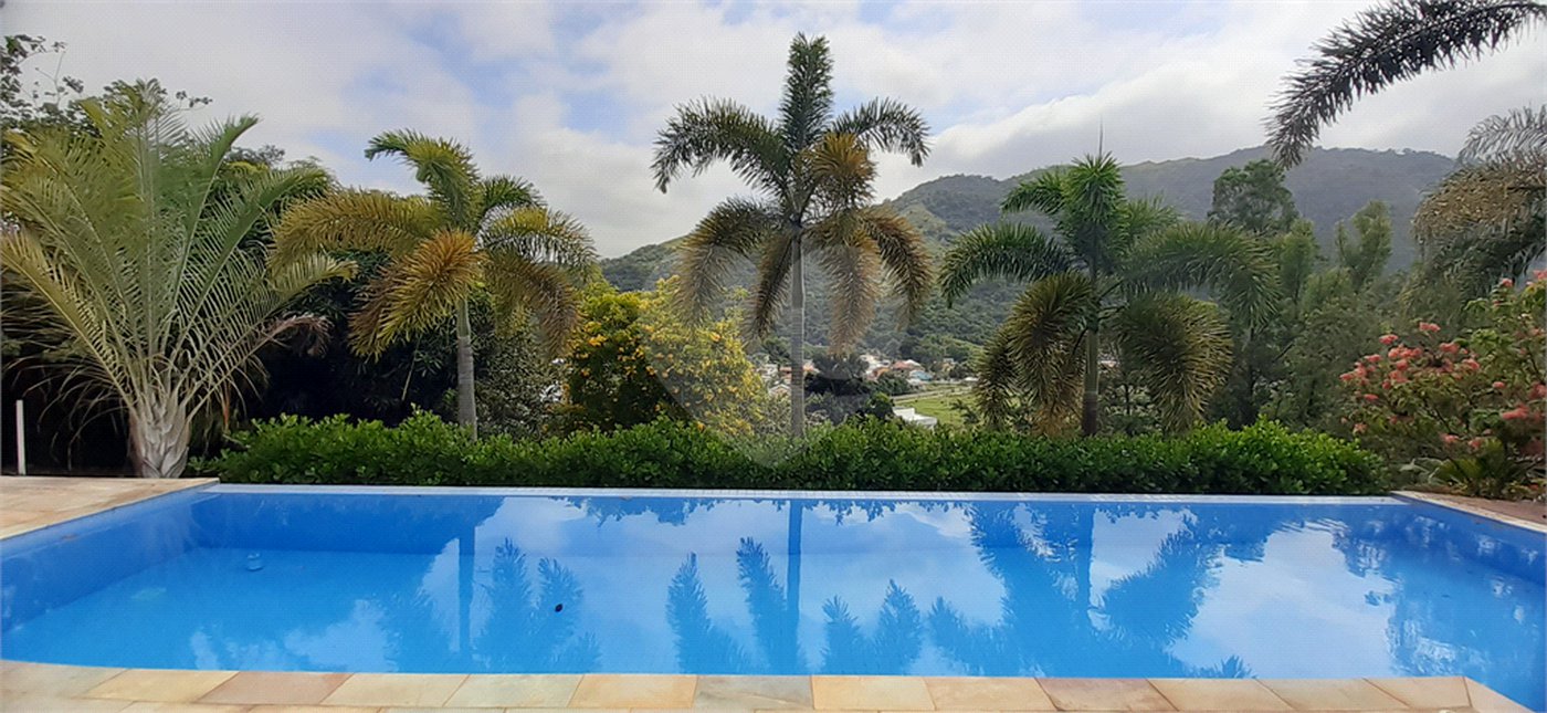 Casa à venda com 2 suítes em Campo Grande, Rio de Janeiro, RJ
