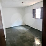 Casa à venda com 3 quartos em Conjunto Residencial Cocuera, Mogi das Cruzes, SP