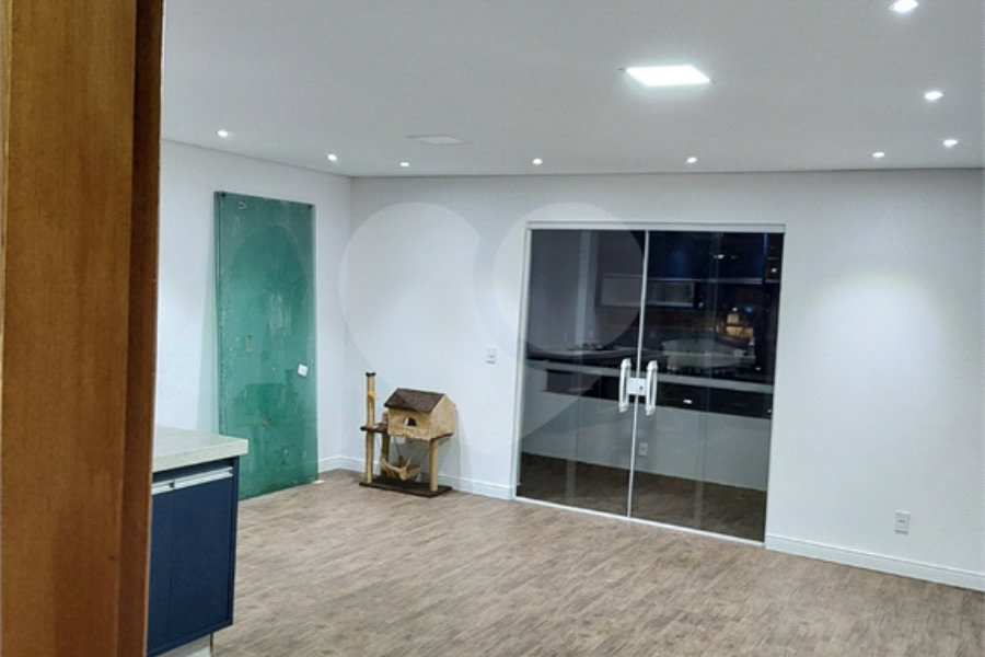 Sobrado à venda com 4 quartos, sendo 1 suíte, em Tucuruvi, São Paulo, SP