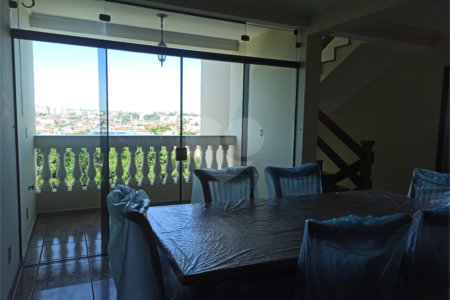 Casa à venda com 3 suítes em Jardim Brasil, Atibaia, SP