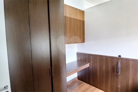 Apartamento à venda com 3 suítes em Sumarezinho, São Paulo, SP