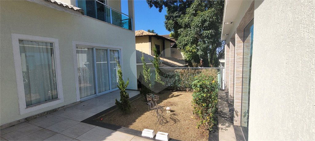 Sobrado à venda com 4 quartos, sendo 2 suítes, em Vila Irmãos Arnoni, São Paulo, SP