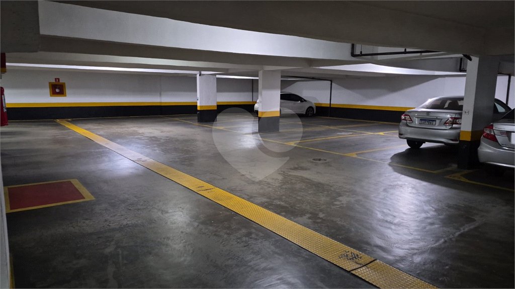 Apartamento à venda ou para alugar com 3 quartos, sendo 1 suíte, em Vila Regente Feijó, São Paulo, SP