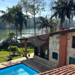 Casa à venda com 8 quartos, sendo 4 suítes, em Eldorado, Diadema, SP
