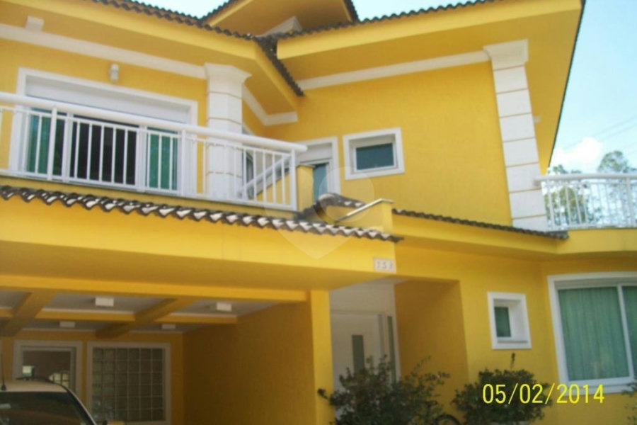 Casa em condomínio à venda com 4 suítes em Horto, São Paulo, SP