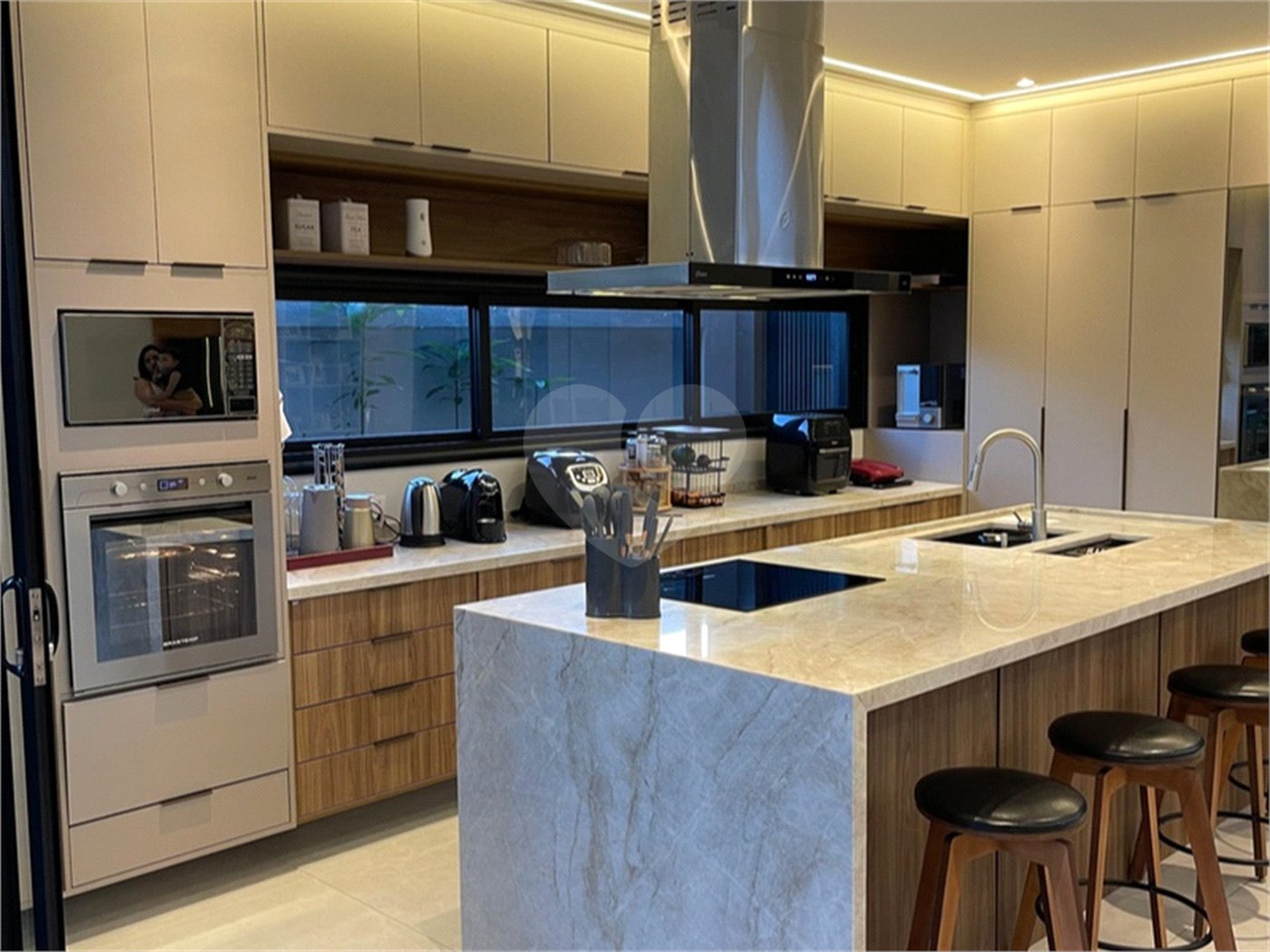 Casa à venda com 3 suítes no condomínio Mont Blanc, Sorocaba - SP