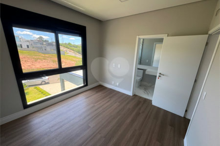 Casa à venda com 4 suítes no condomínio Villas do Golf, Itu - SP
