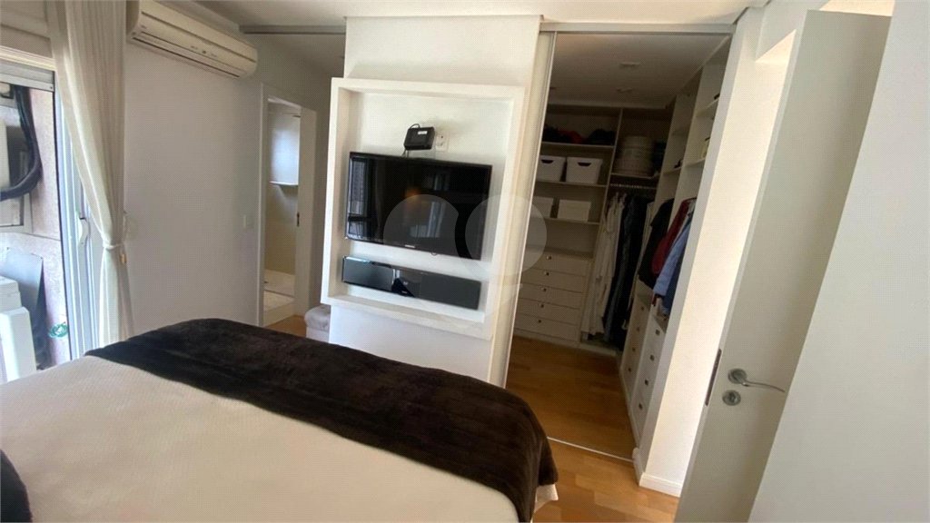 Apartamento à venda com 3 suítes em Vila Romana, São Paulo, SP