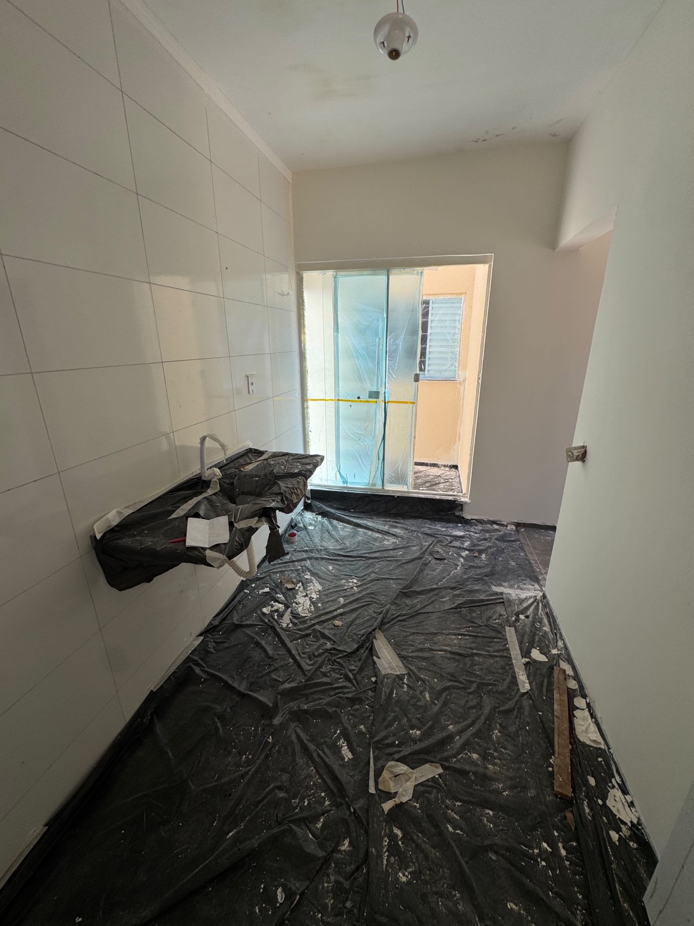 Casa à venda com 2 quartos em Jardim Aeroporto, Três Lagoas, MS