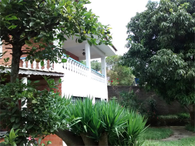 Casa à venda com 4 quartos em Capoavinha, Mairiporã, SP