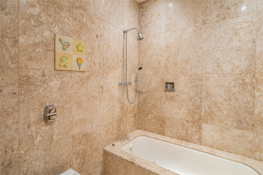 Apartamento à venda com 4 suítes em Jardim Europa, São Paulo, SP