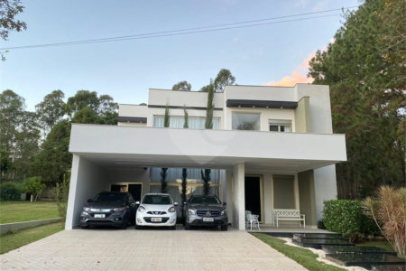 Casa à venda com 4 suítes no condomínio Vivendas do Lago, Sorocaba - SP