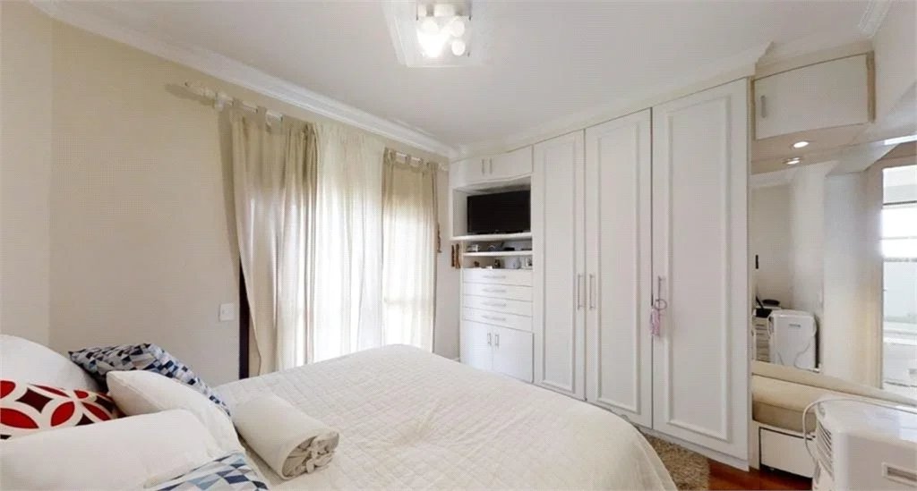 Apartamento à venda com 3 quartos, sendo 2 suítes, em Vila Suzana, São Paulo, SP
