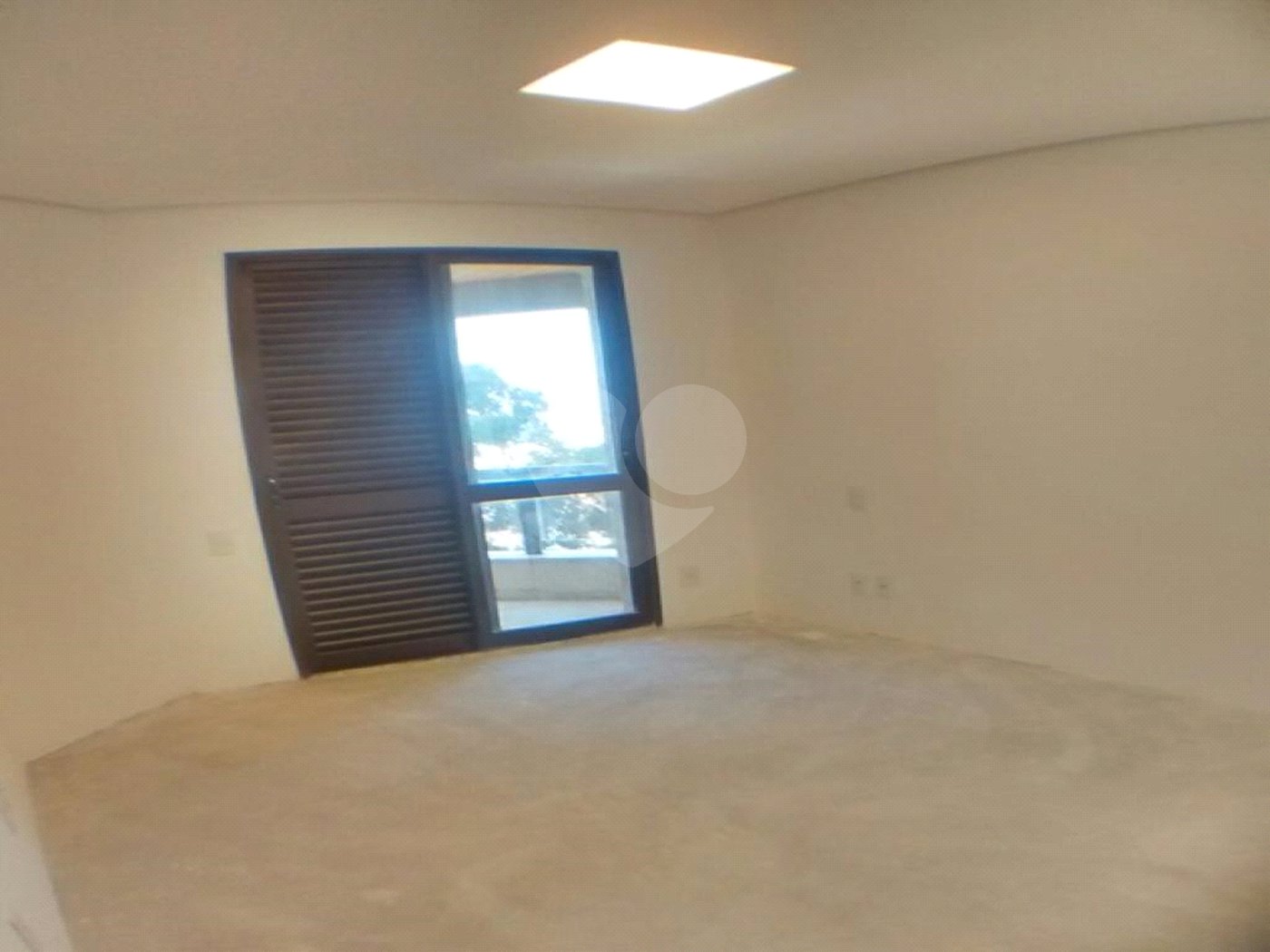 Apartamento à venda com 3 suítes em Vila Suzana, São Paulo, SP