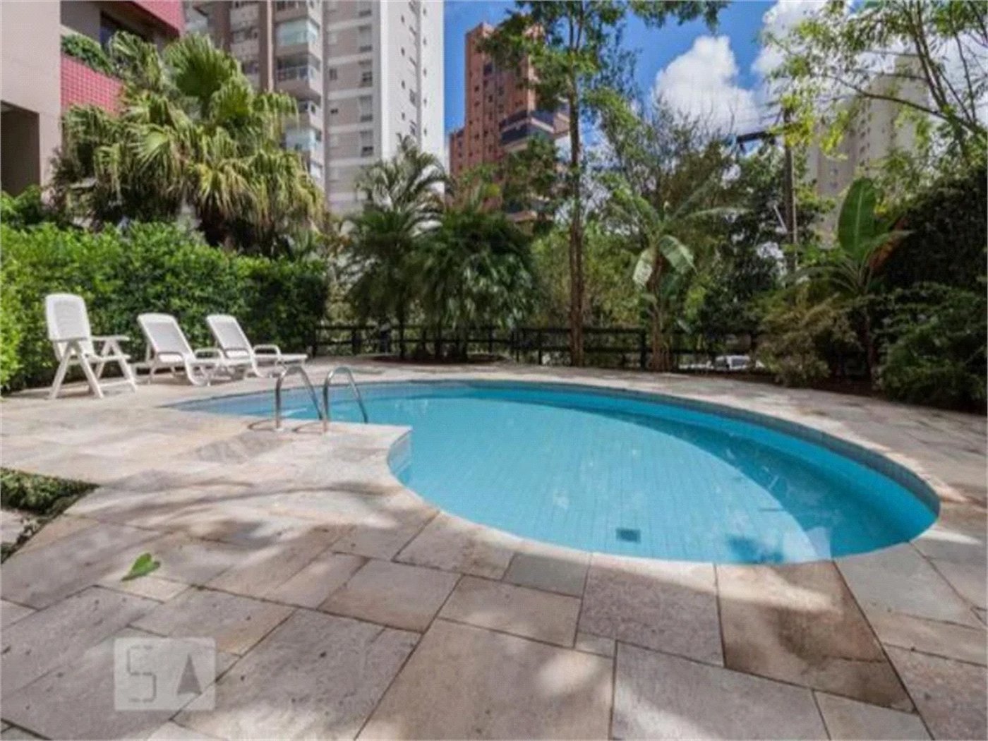 Apartamento à venda ou para alugar com 3 suítes em Jardim Fonte do Morumbi, São Paulo, SP