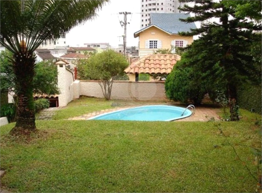 Sobrado à venda com 4 quartos, sendo 1 suíte,  em Vila Rosália, Guarulhos, SP