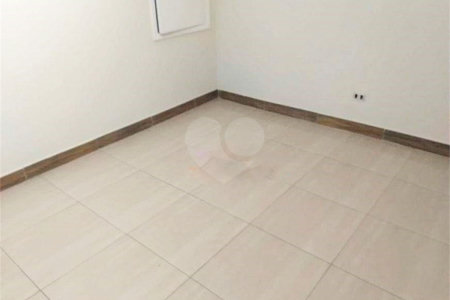 Sobrado à venda com 2 quartos em Sumarezinho, São Paulo, SP