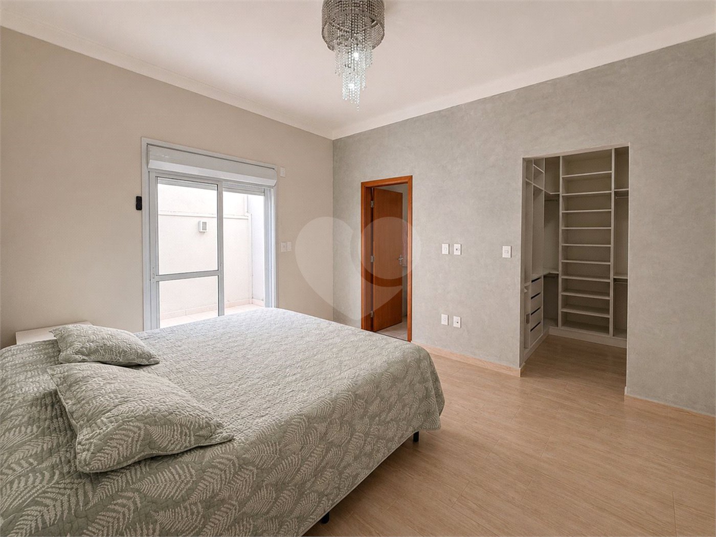 Casa à venda com 3 quartos, sendo 1 suíte, no condomínio Vila Rica, Indaiatuba - SP
