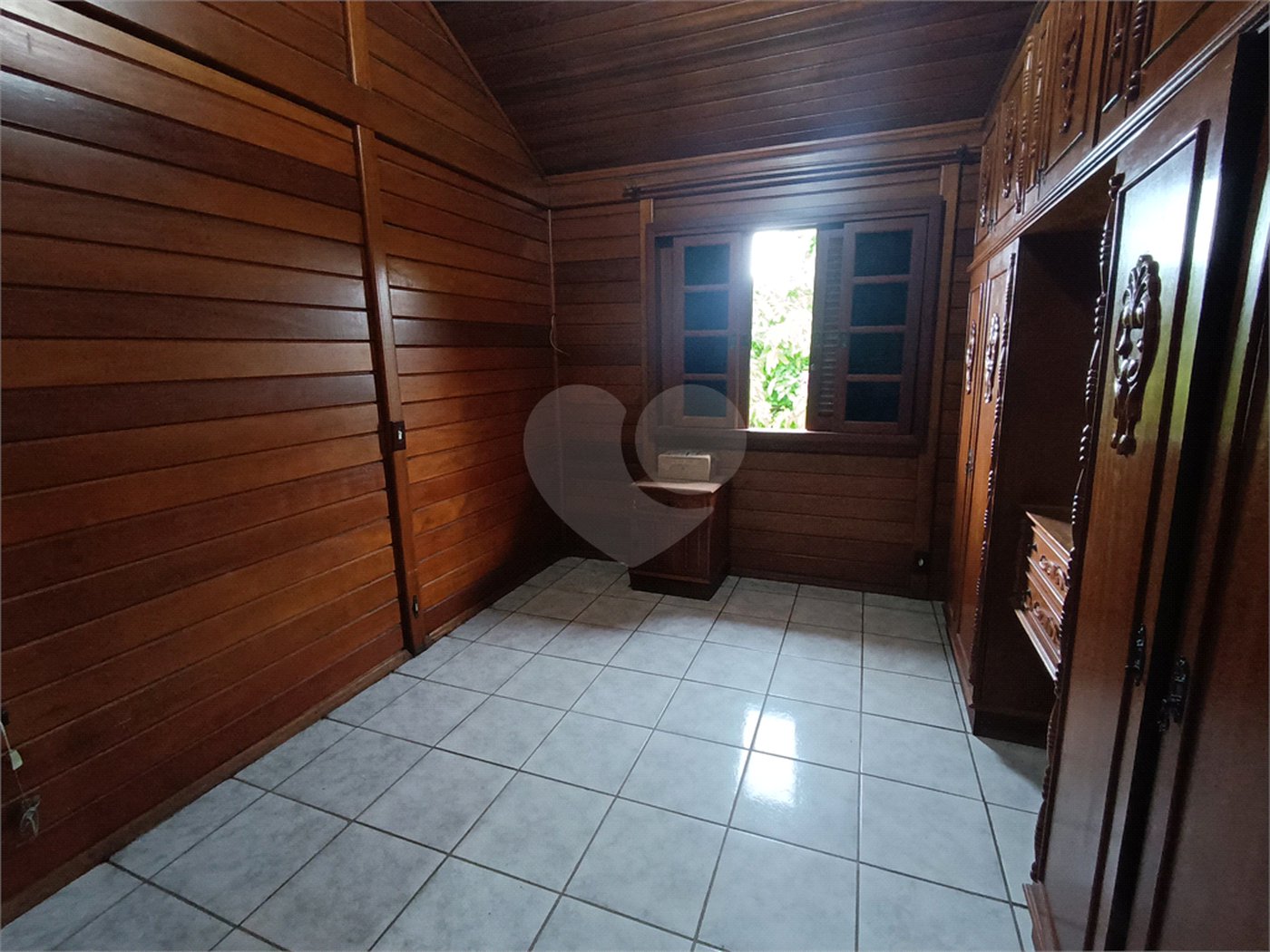 Casa à venda com 3 quartos, sendo 1 suíte,  em Jardim Villaça, São Roque, SP