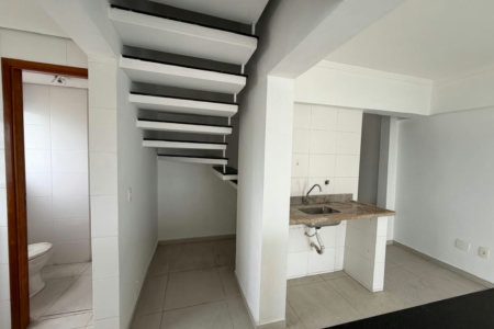 Cobertura com 2 dormitórios à venda, 98 m² por R$ 900.000,00 - José Menino - Santos/SP