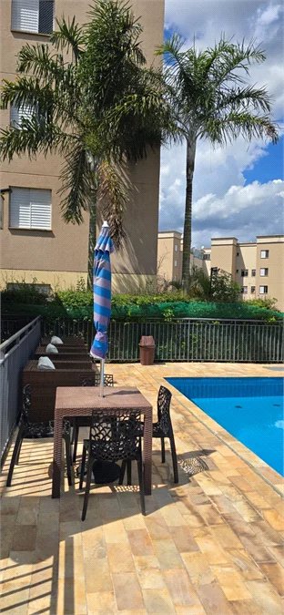 Apartamento à venda com 2 quartos em Jardim Ísis, Cotia, SP