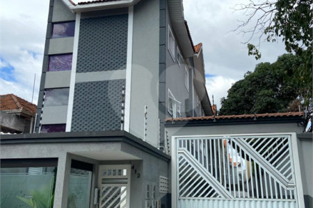 Casa de Vila à venda com 2 quartos, sendo 1 suíte, em Silveira, Santo André, SP