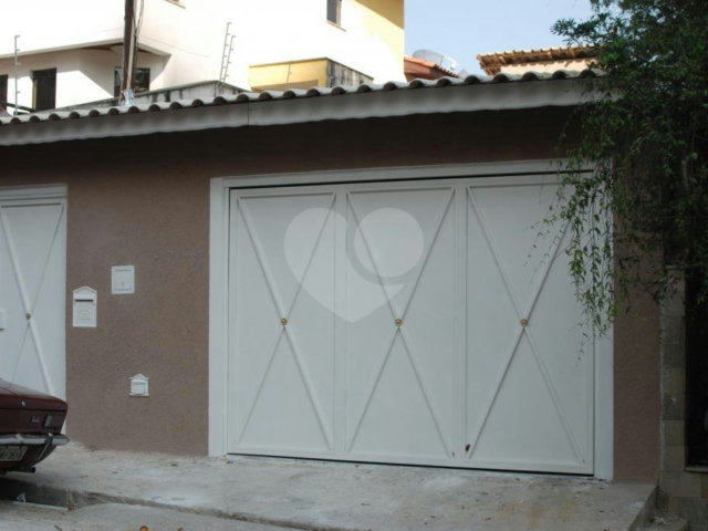 Sobrado à venda com 3 quartos, sendo 1 suíte,  em Santana, São Paulo, SP