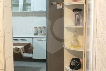 Sobrado à venda com 3 quartos em Parada Inglesa, São Paulo, SP