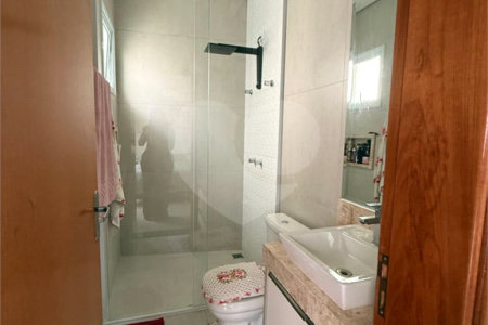 Casa à venda com 3 quartos, sendo 1 suíte, no condomínio Vila Rica, Indaiatuba - SP