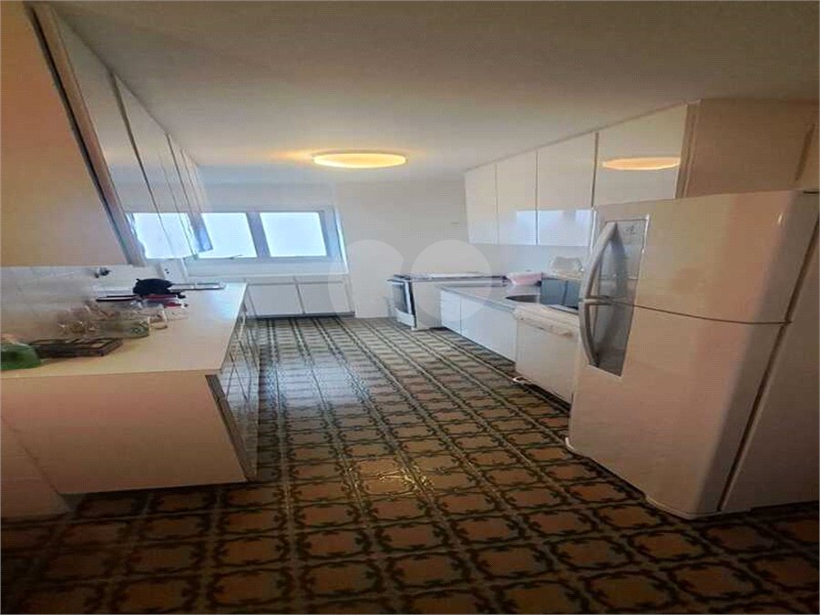 Apartamento à venda com 3 quartos, sendo 1 suíte, em Pinheiros, São Paulo, SP