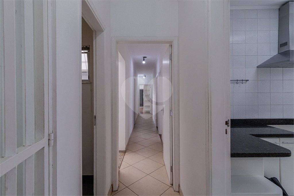 Casa Térrea à venda com 4 quartos, sendo 2 suítes, em Bosque da Saúde, São Paulo, SP