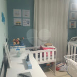 Apartamento à venda com 2 quartos em Jardim Itamarati, Poá, SP