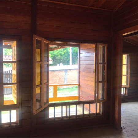 Casa à venda com 3 quartos, sendo 1 suíte, no condomínio Zuleika Jabour, Salto - SP