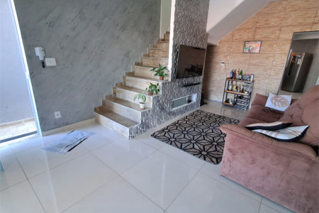 Casa à venda com 2 quartos em Vila Lavínia, Mogi das Cruzes, SP