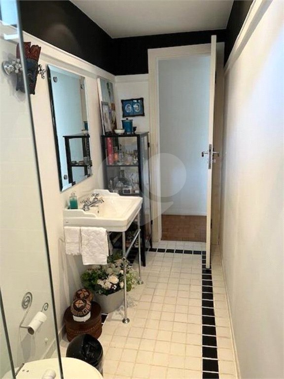 Apartamento à venda ou para alugar com 1 suíte em Jardim Europa, São Paulo, SP