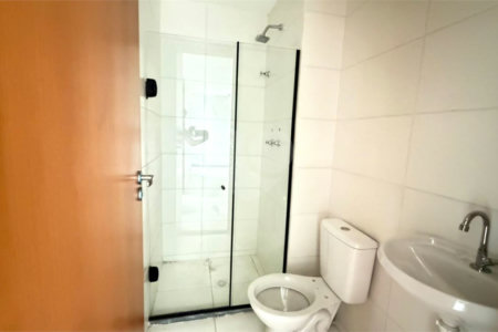 Apartamento à venda com 2 quartos em Guaratiba, Rio de Janeiro, RJ