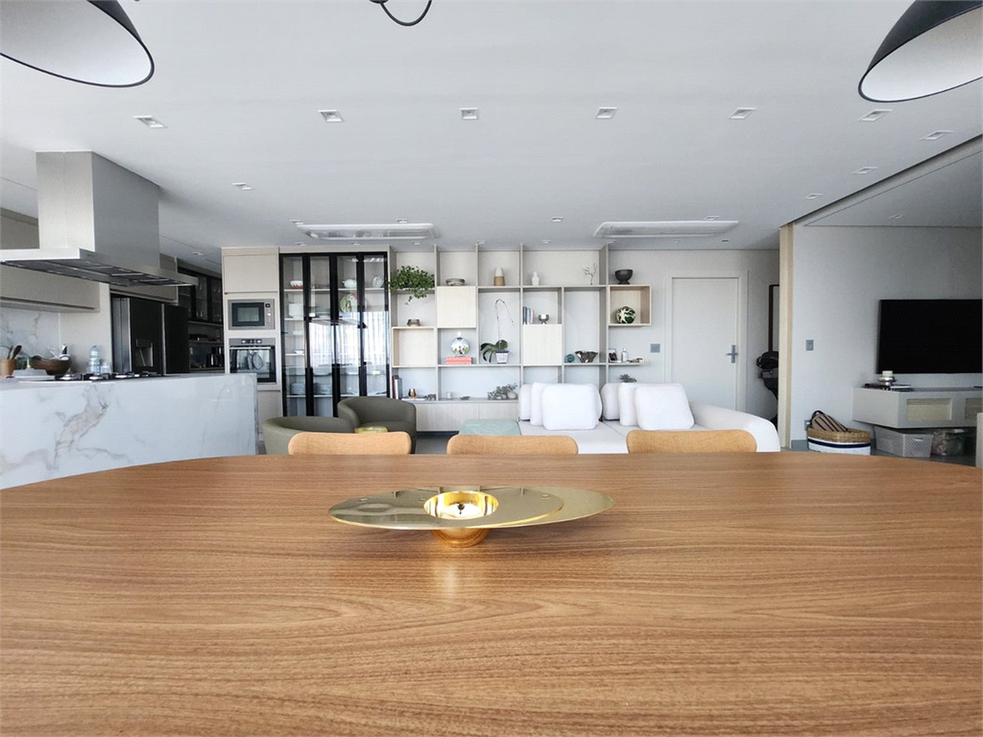 Apartamento à venda com 4 suítes em Jardim das Acácias, São Paulo, SP