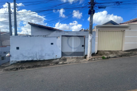 Casa à venda com 4 quartos no Centro, Tatuí, SP