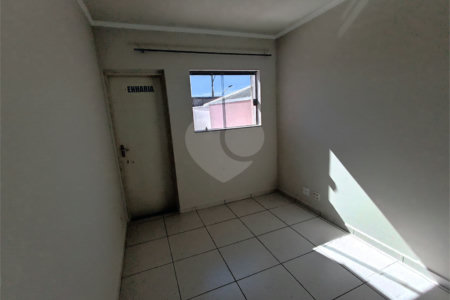 Casa à venda ou para alugar com 3 quartos, sendo 1 suíte, no Centro, Itapetininga, SP