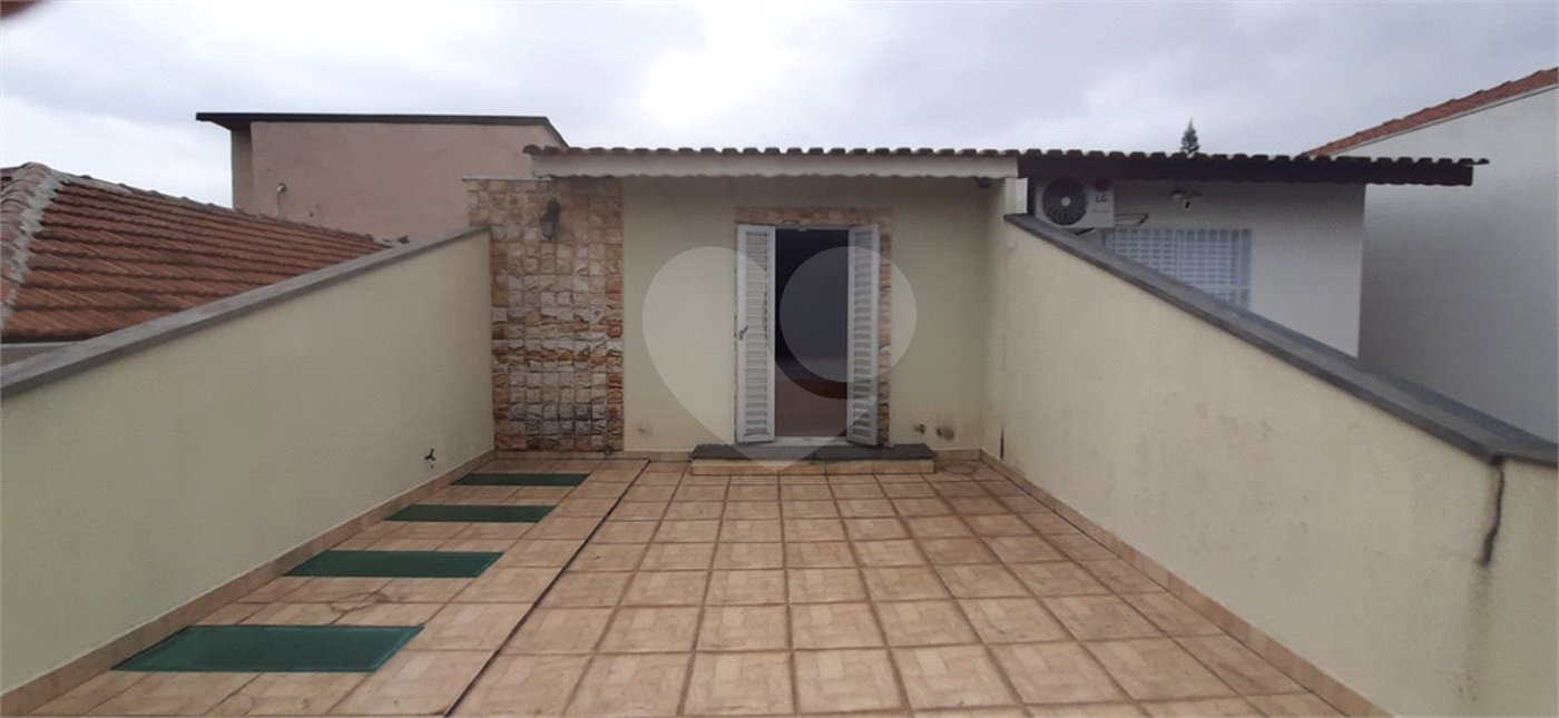 Sobrado à venda com 4 quartos, sendo 1 suíte, em Vila Lúcia, São Paulo, SP