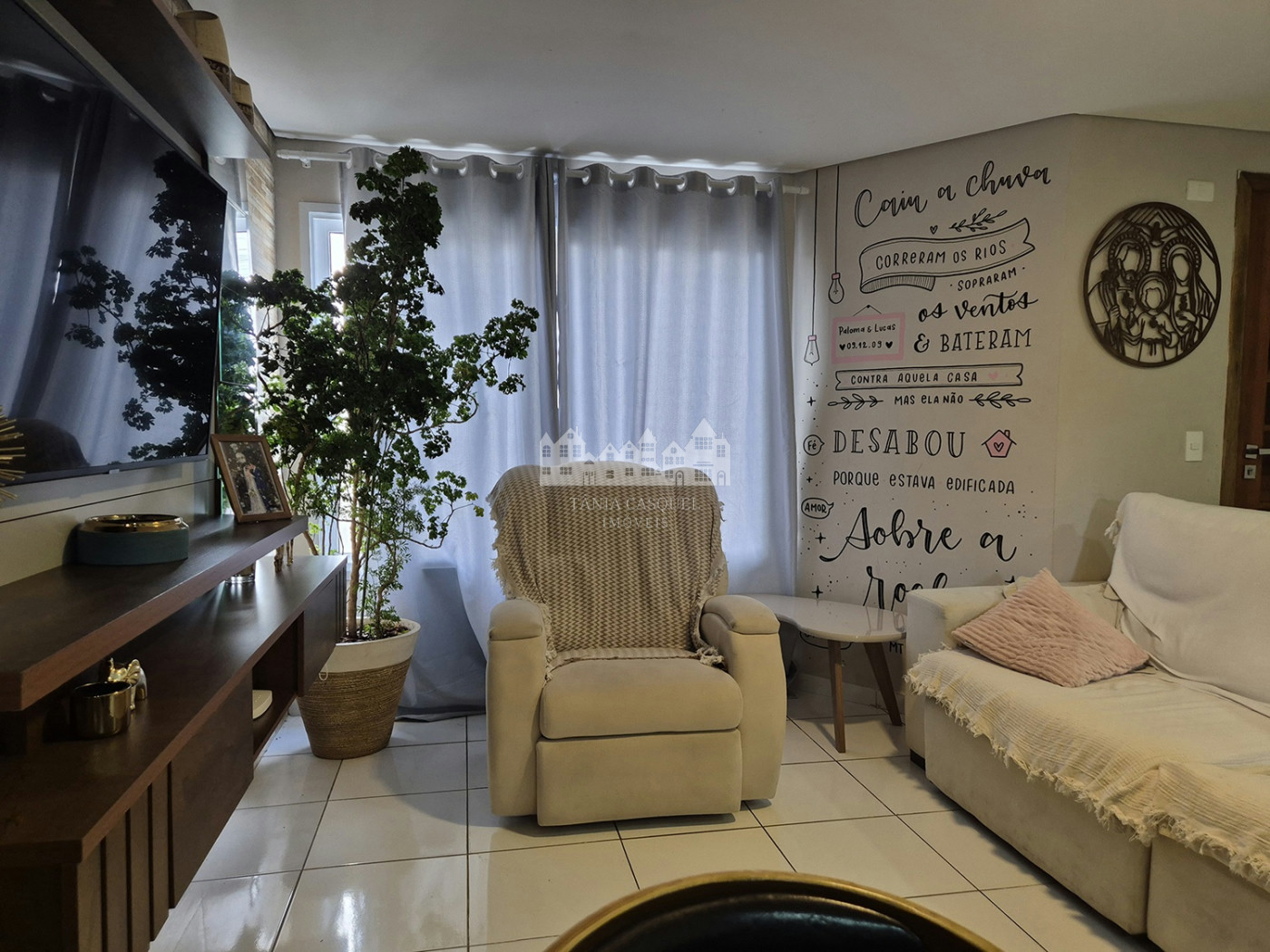 Casa à venda no Bairro Imperial – Atibaia | 2 dormitórios, suíte, 2 vagas e área gourmet