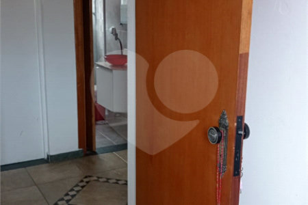 Casa à venda com 3 quartos, sendo 1 suíte, no condomínio Mirante de São Bernardo, São Bernardo do Campo - SP