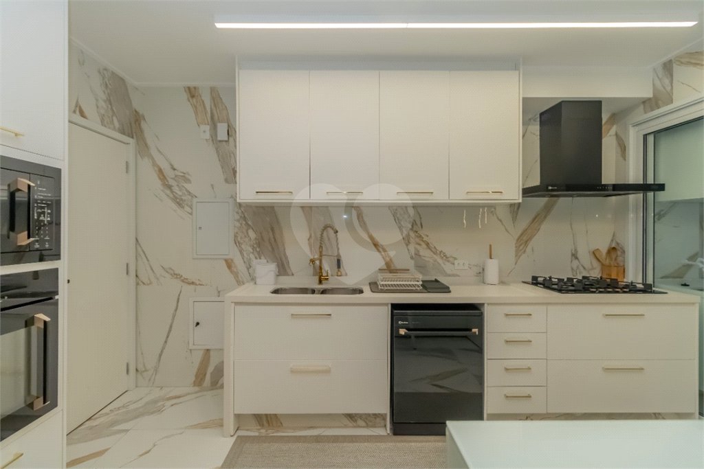 Apartamento à venda com 3 suítes em Vila Mascote, São Paulo, SP