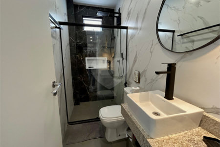 Apartamento à venda com 2 quartos, sendo 1 suíte, em Taperapuan, Porto Seguro, BA