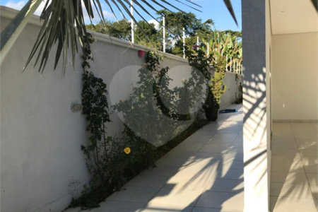 Casa à venda com 5 quartos, sendo 3 suítes, em Loteamento Jardim Morumbi, Atibaia, SP