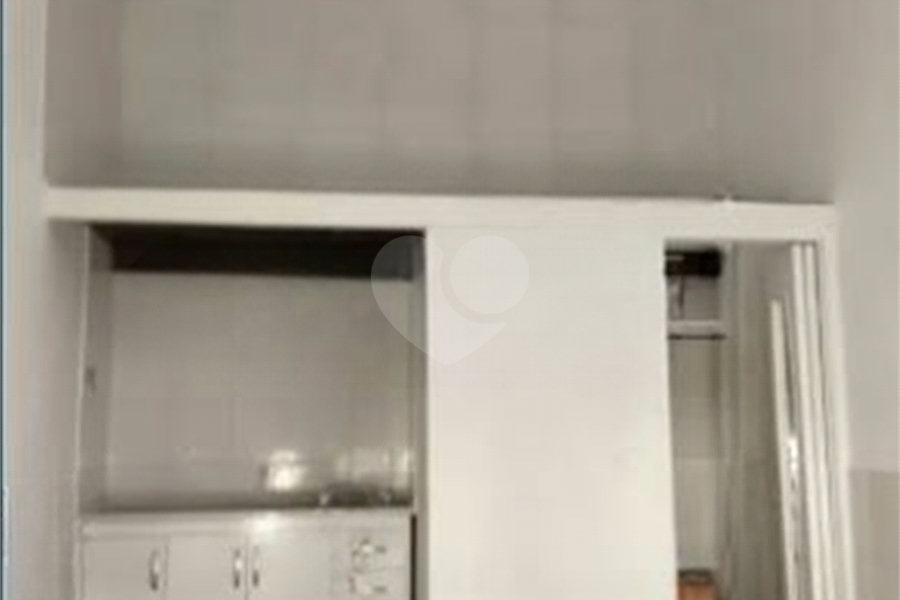 Casa à venda com 3 quartos em Carandiru, São Paulo, SP